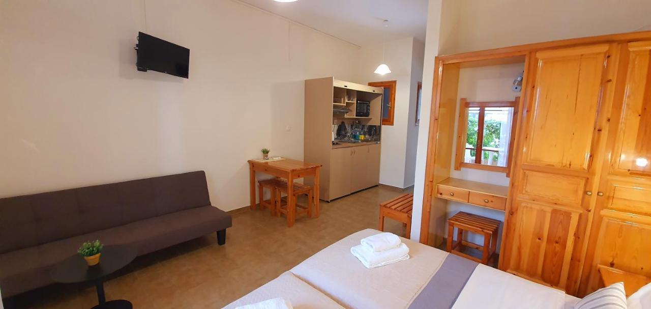 Nicoll Apartments Acharavi  Exterior photo