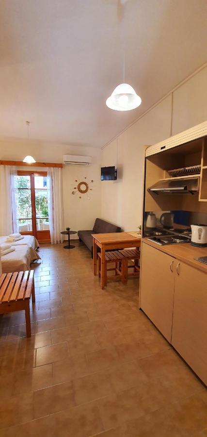 Nicoll Apartments Acharavi  Exterior photo